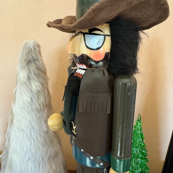 Yellowstone Montana Custom Cowboy Rip Ranch Hand Christmas Nutcracker - Picture 3 of 5